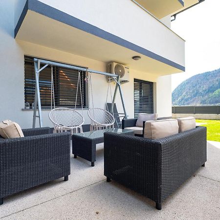Apartments Luxury Ad Йесенице Екстериор снимка