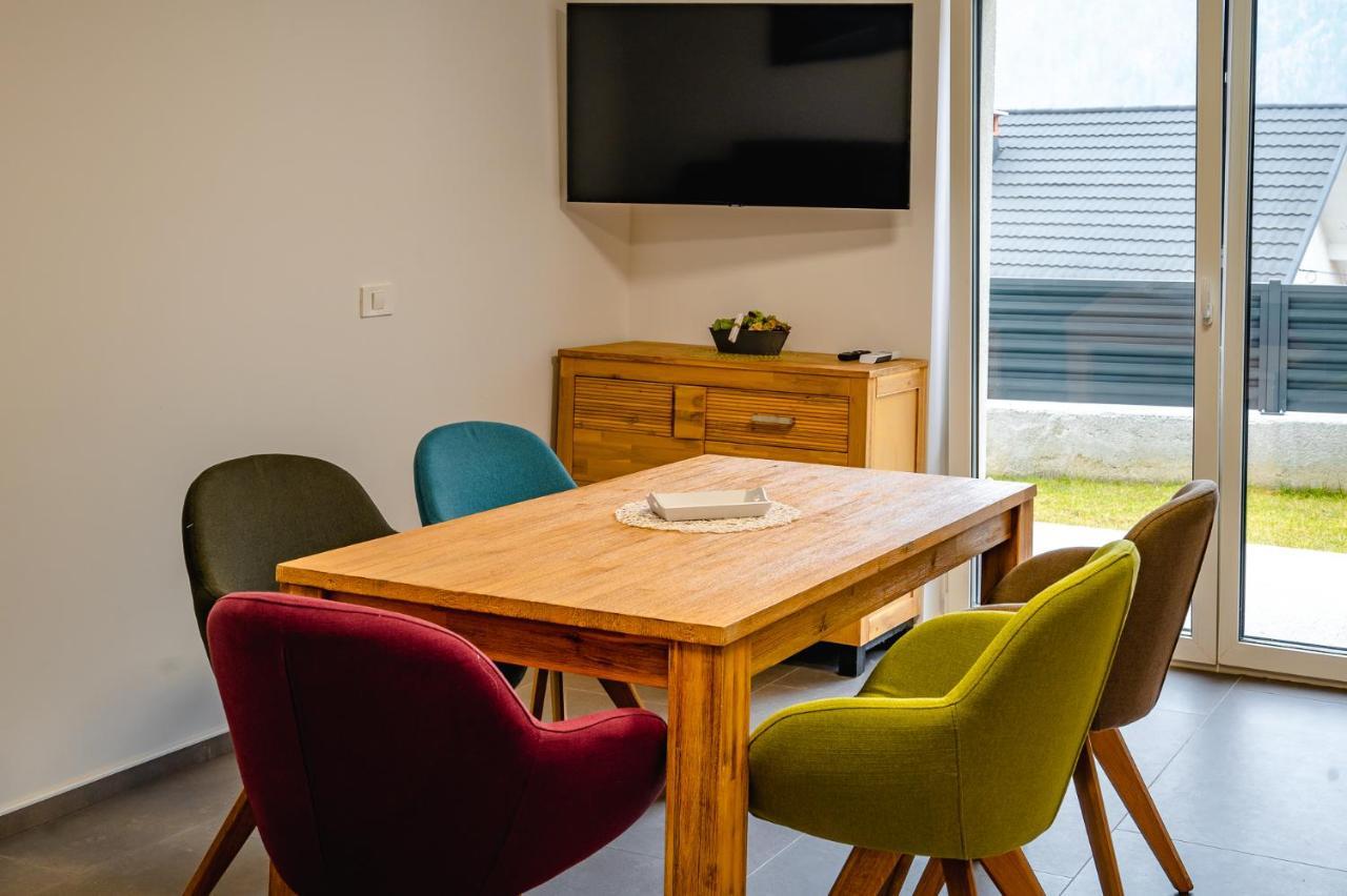 Apartments Luxury Ad Йесенице Екстериор снимка