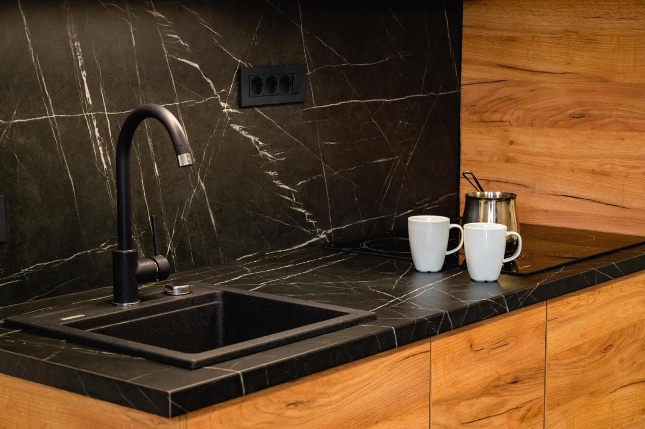 Apartments Luxury Ad Йесенице Екстериор снимка